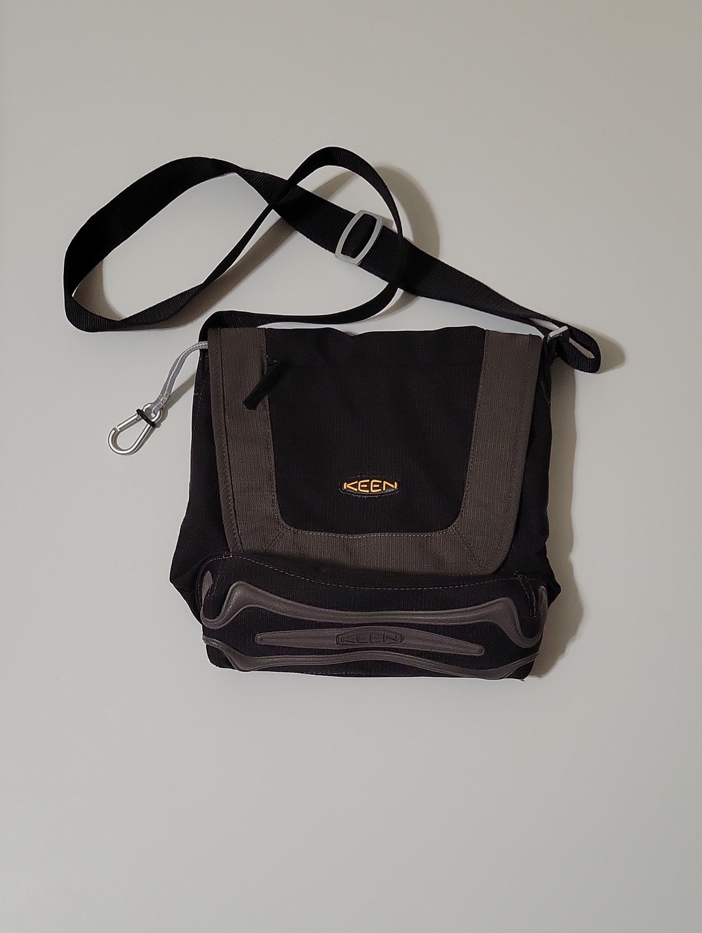 Keen Black Messenger Bag with Gray Accents